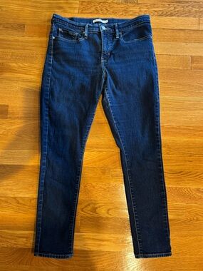 Levi’s 311 Women’s Jeans - Shaping Skinny Size 31